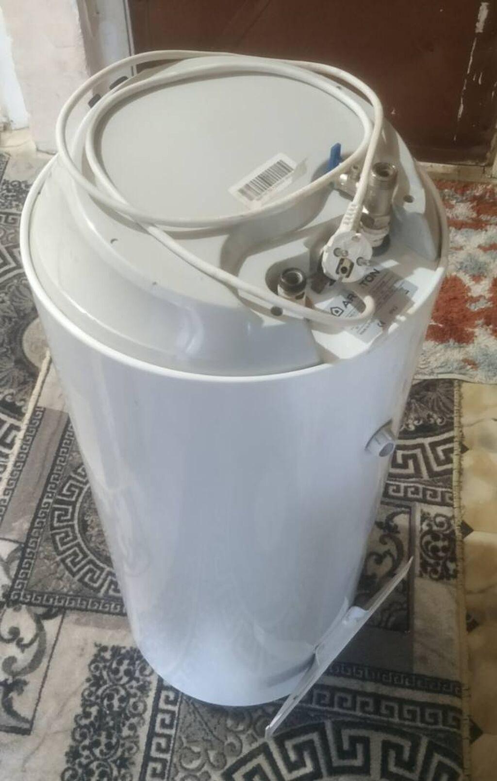 Продаю Аристон, бойлер на 50л, рабочий, | 6900 KGS | Водонагреватели Ош ...