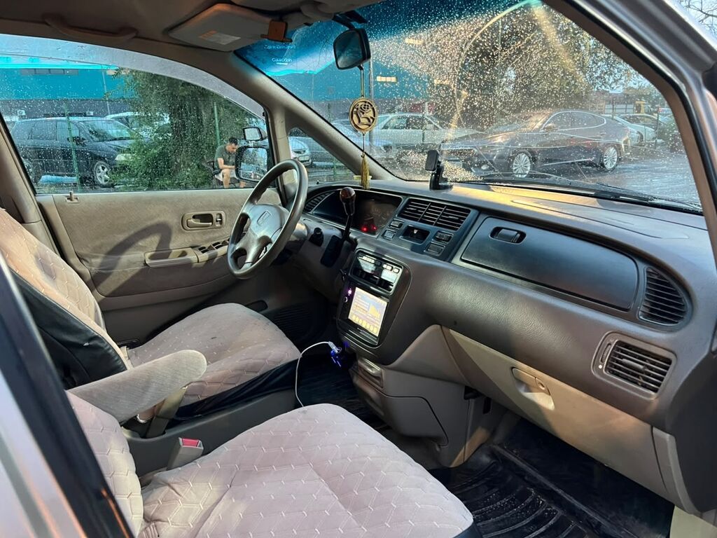Honda Odyssey: 1998 г., 2.3 л, Автомат, Бензин, Минивэн: фото 6