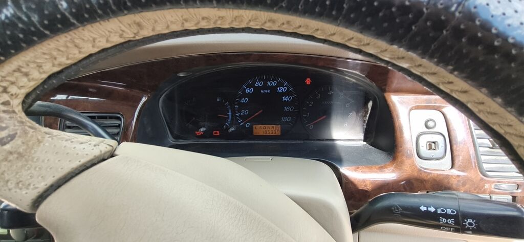 Mazda MPV: 2001 г., 2 л, Автомат, Бензин, Минивэн: фото 6