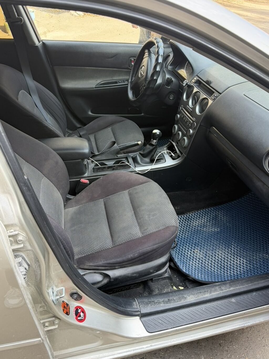 Mazda 6: 2005 г., 2 л, Механика, Бензин, Седан: фото 8