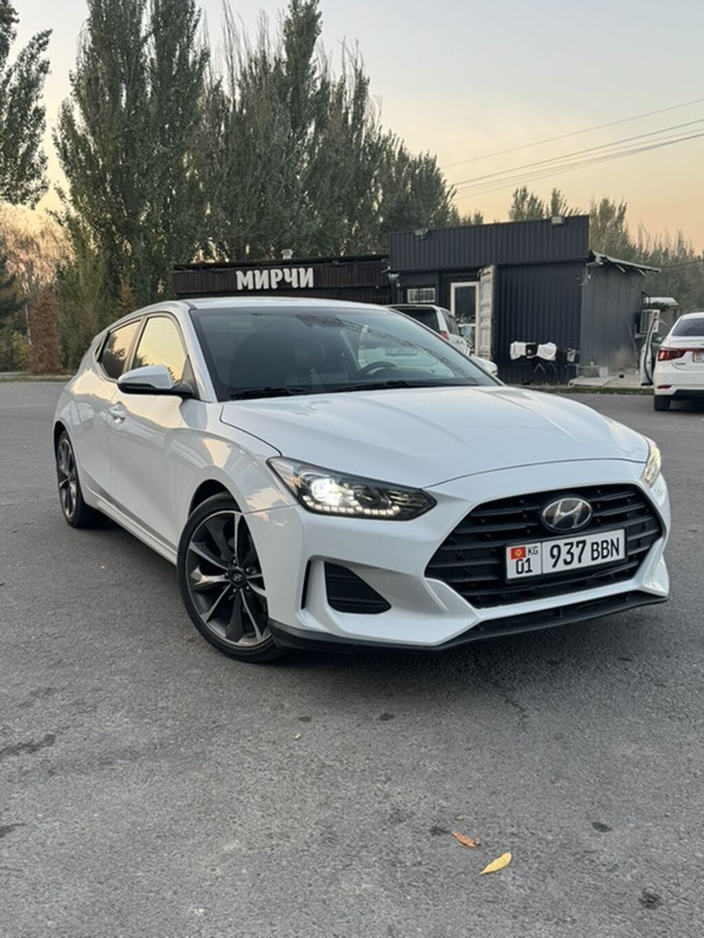 Hyundai Veloster: 2020 г., 1.4 л, Автомат, Бензин, Хэтчбэк: фото 2