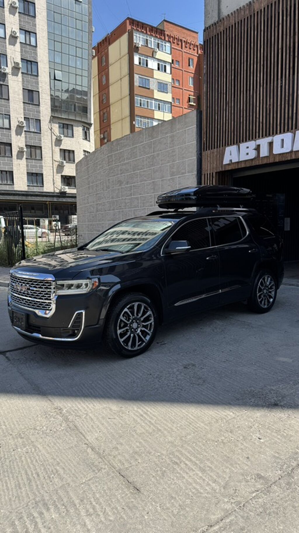 GMC Acadia: 2020 г., 3.6 л, Автомат, Бензин, Кроссовер: фото 2