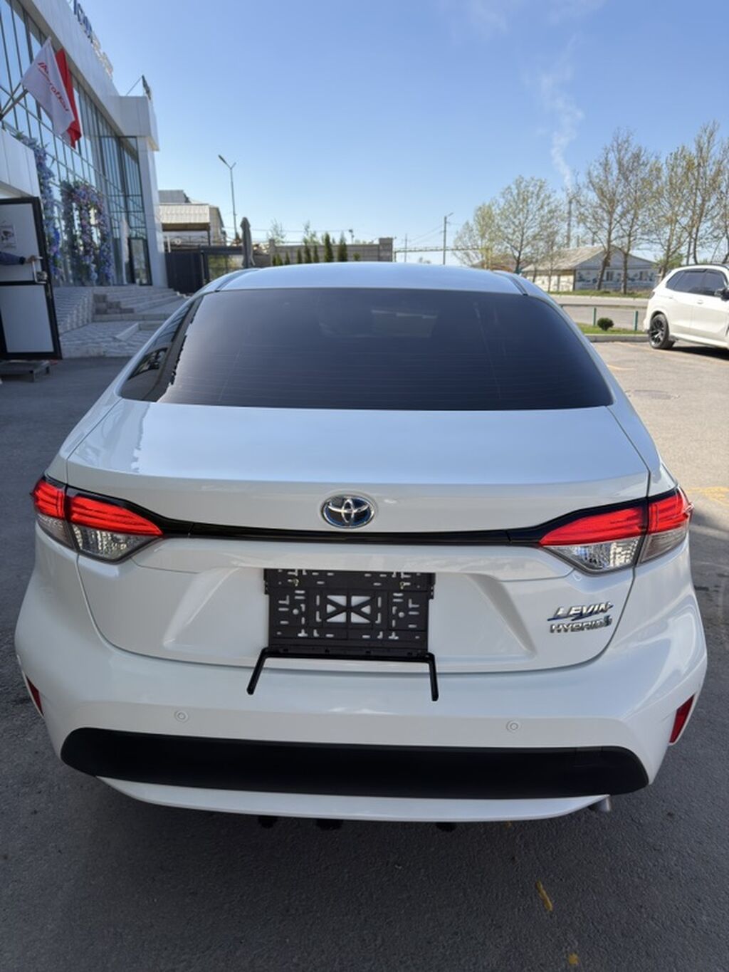 Toyota Levin: 2022 г., 1.8 л, Автомат, Гибрид, Седан: фото 3