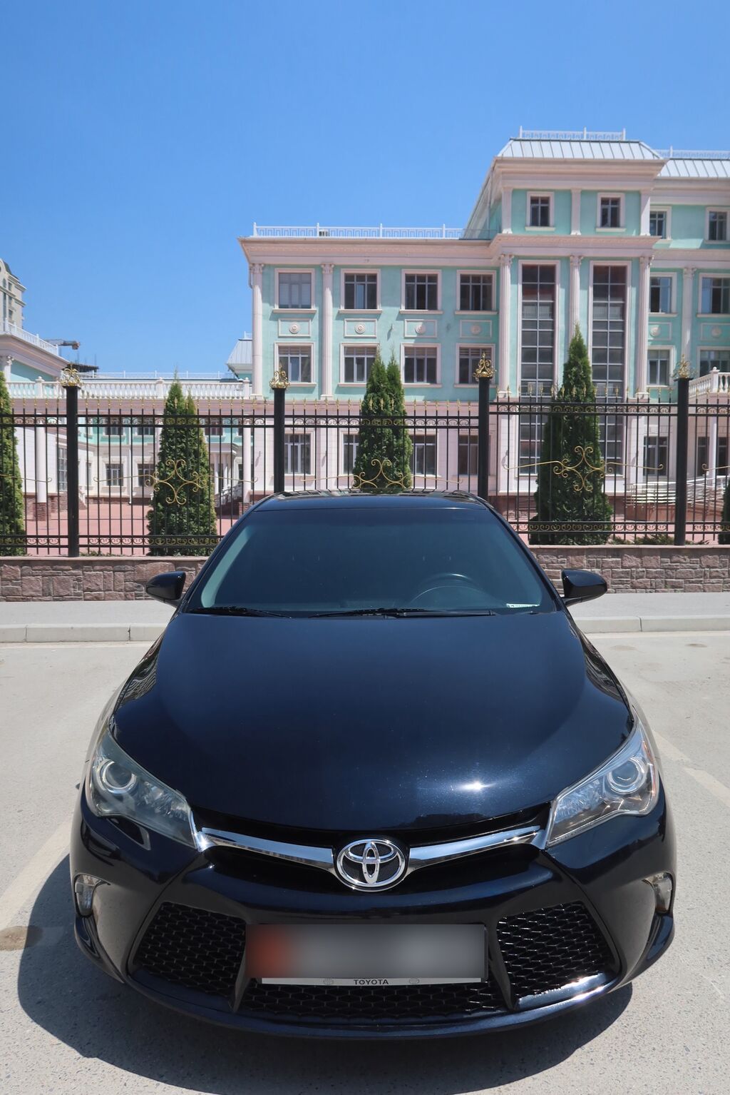 Toyota Camry 55 SE 2016 г., 2.5 л, автомат: фото 4