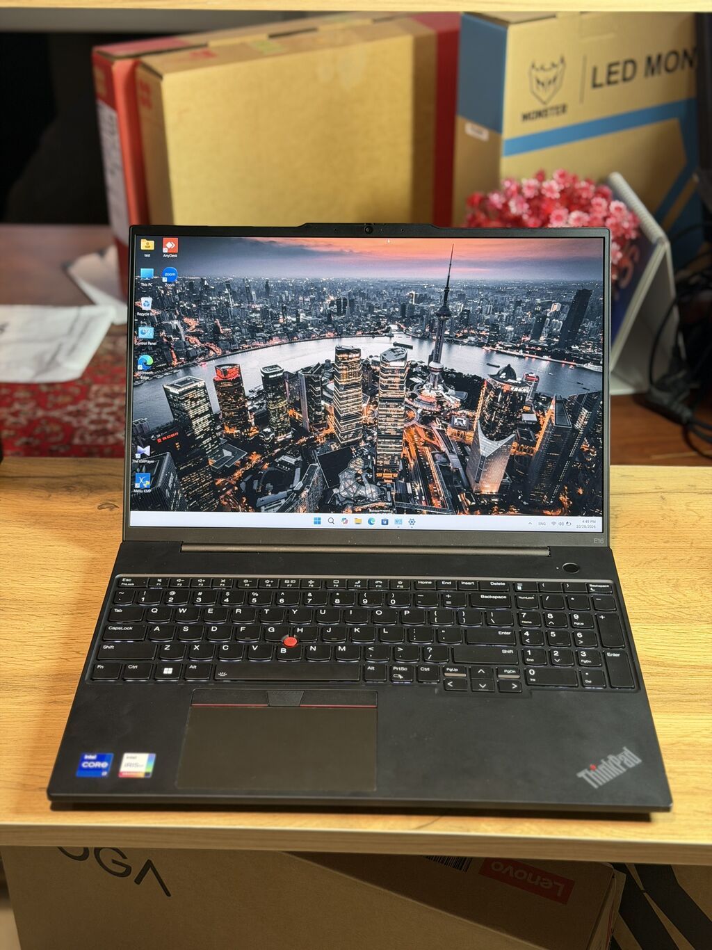 İşlənmiş Lenovo ThinkPad, 16 ", Intel Core i7, 1 TB, Ünvandan götürmə, Ödənişli çatdırılma, Rayonlara çatdırılma
