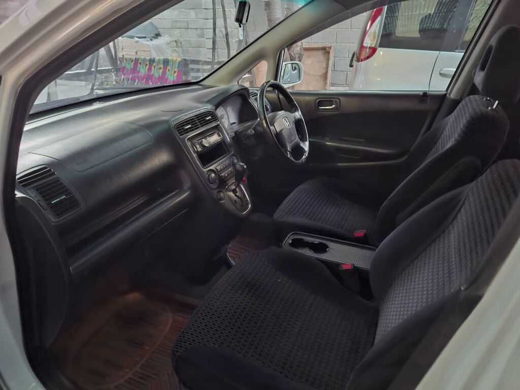 Toyota Funcargo: 2004 г., 1.3 л, Автомат, Бензин, Минивэн: фото 6