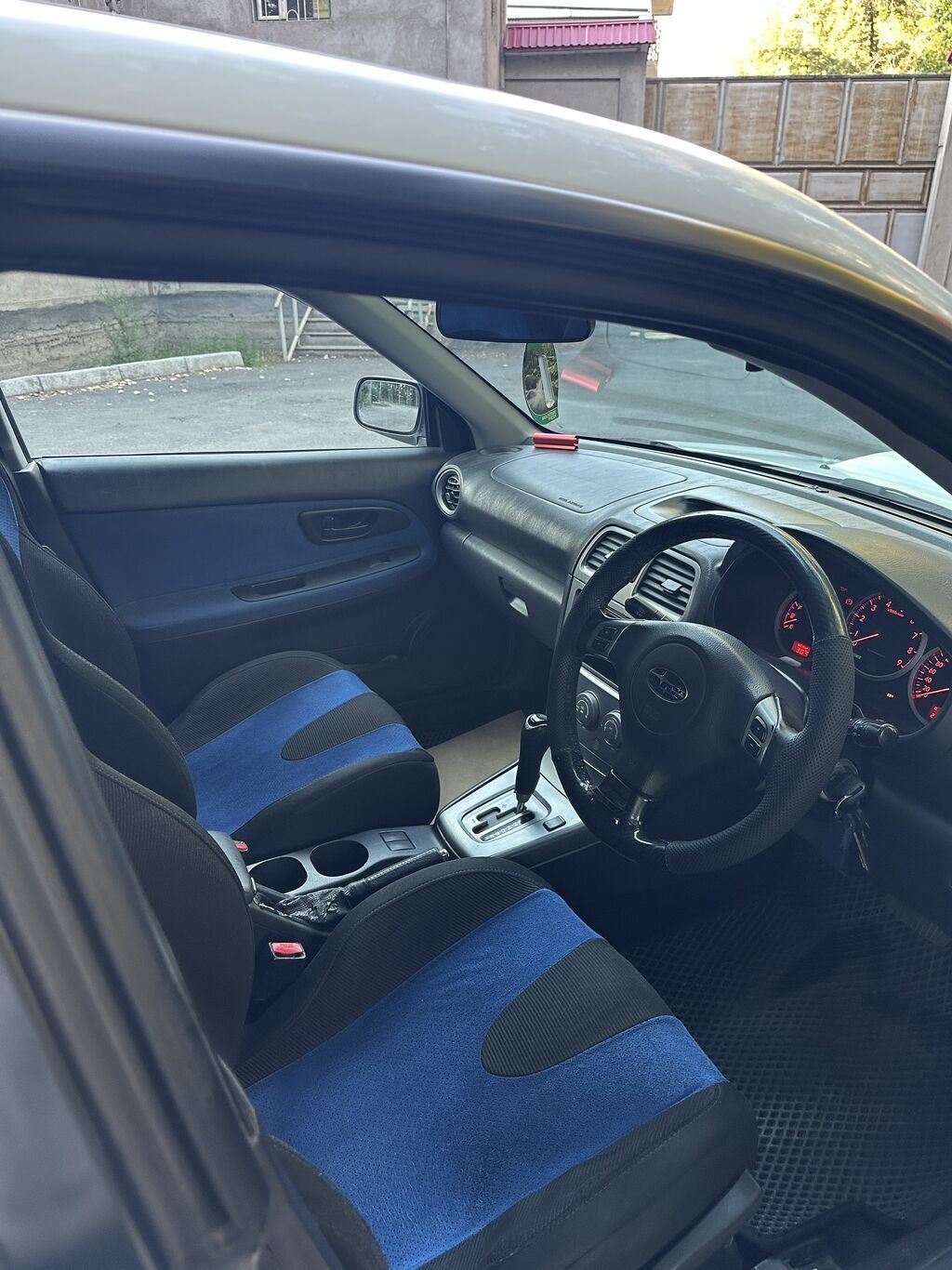 Subaru Impreza WRX: 2006 г., 2 л, Автомат, Бензин, Седан: фото 8