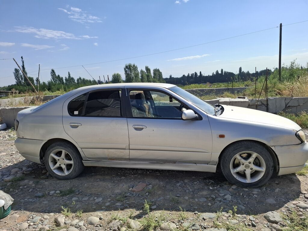 Nissan Primera: 2001 г., 1.8 л, Механика, Бензин, Седан: фото 5