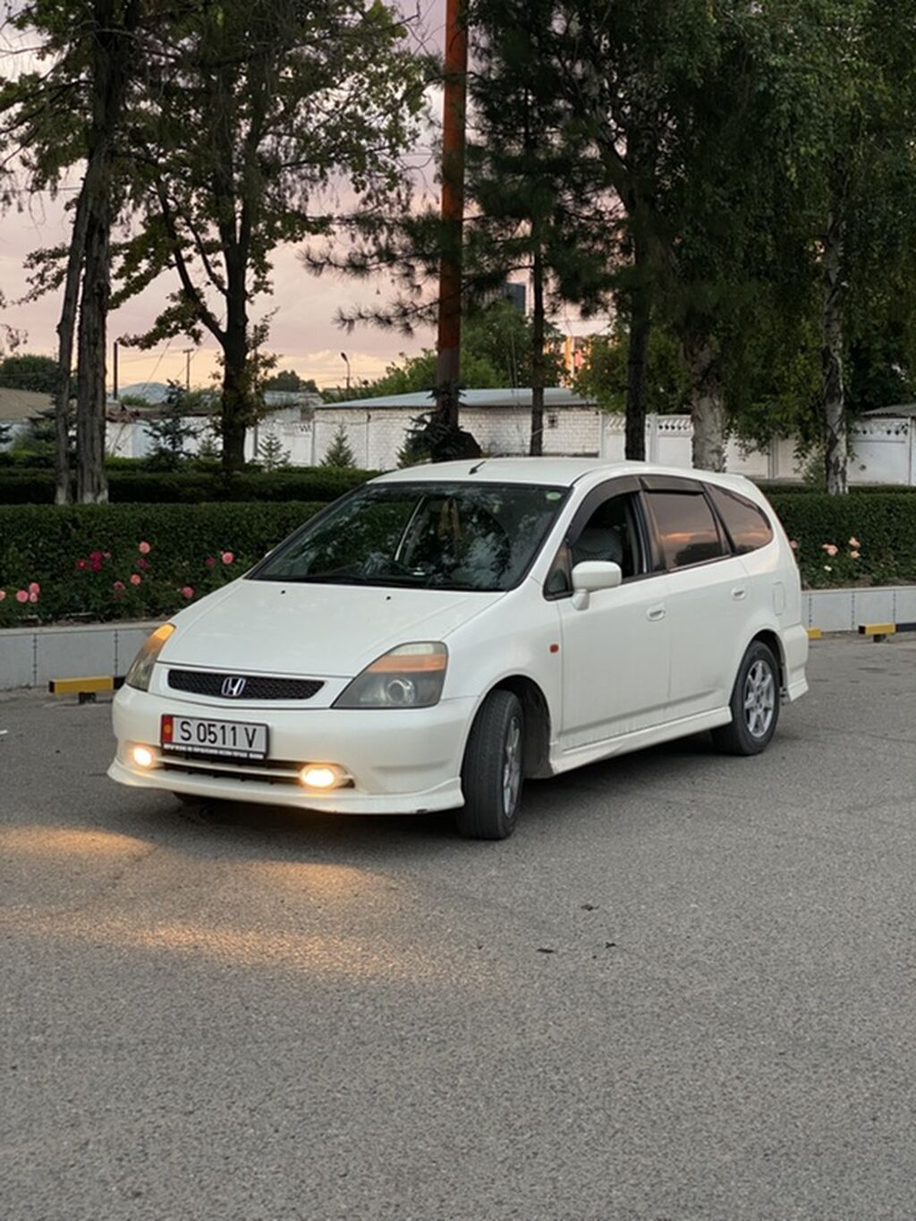 Honda Stream: 2002 г., 1.7 л, Автомат, Бензин, Минивэн — фото 3