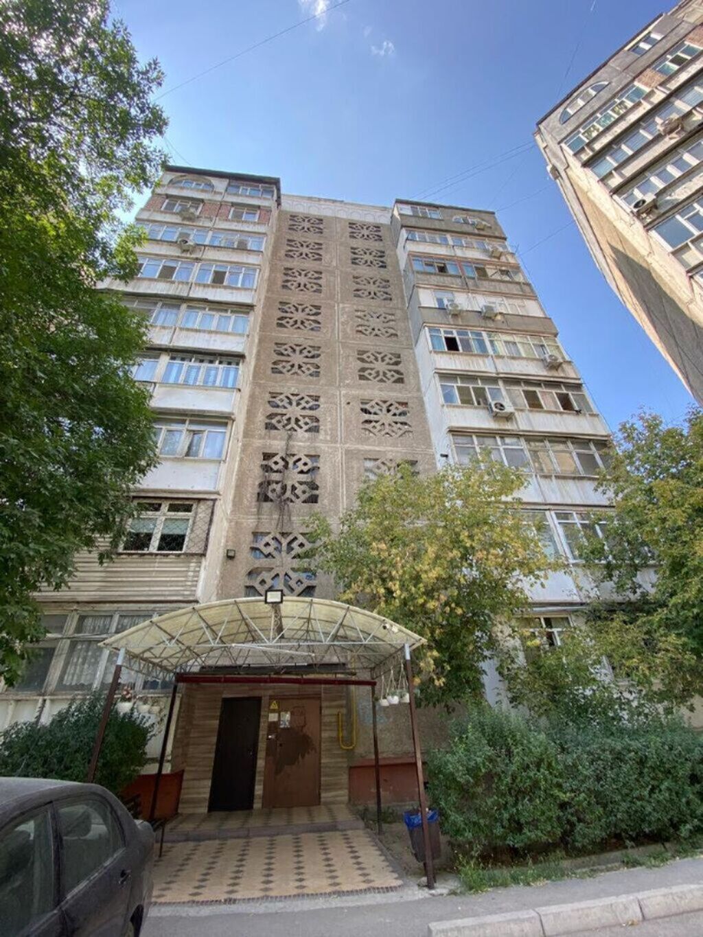 3 комнаты, 60 м², Восток-5 мкр 105 серия, 9 этаж, Старый ремонт
