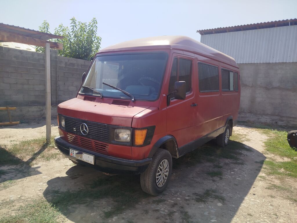 Mercedes-Benz T1
