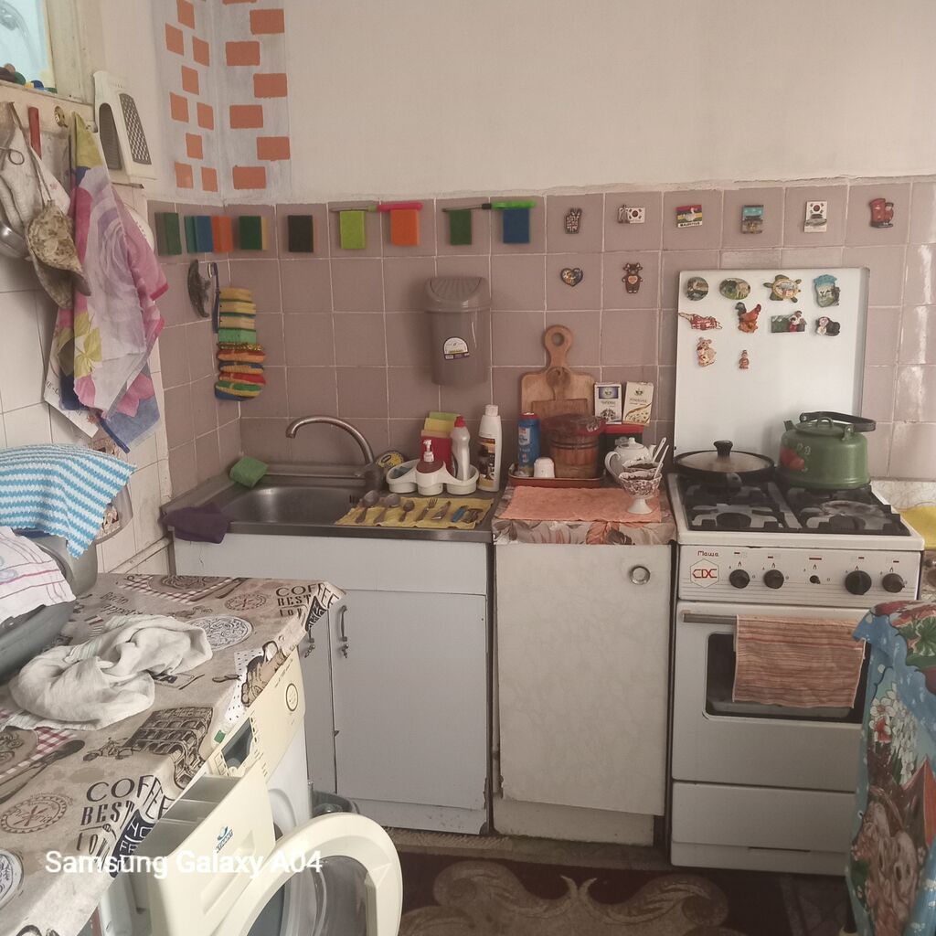 1 otaqlı mənzil – mebel və məişət texnikası ilə - Otaq: 1 geniş otaq