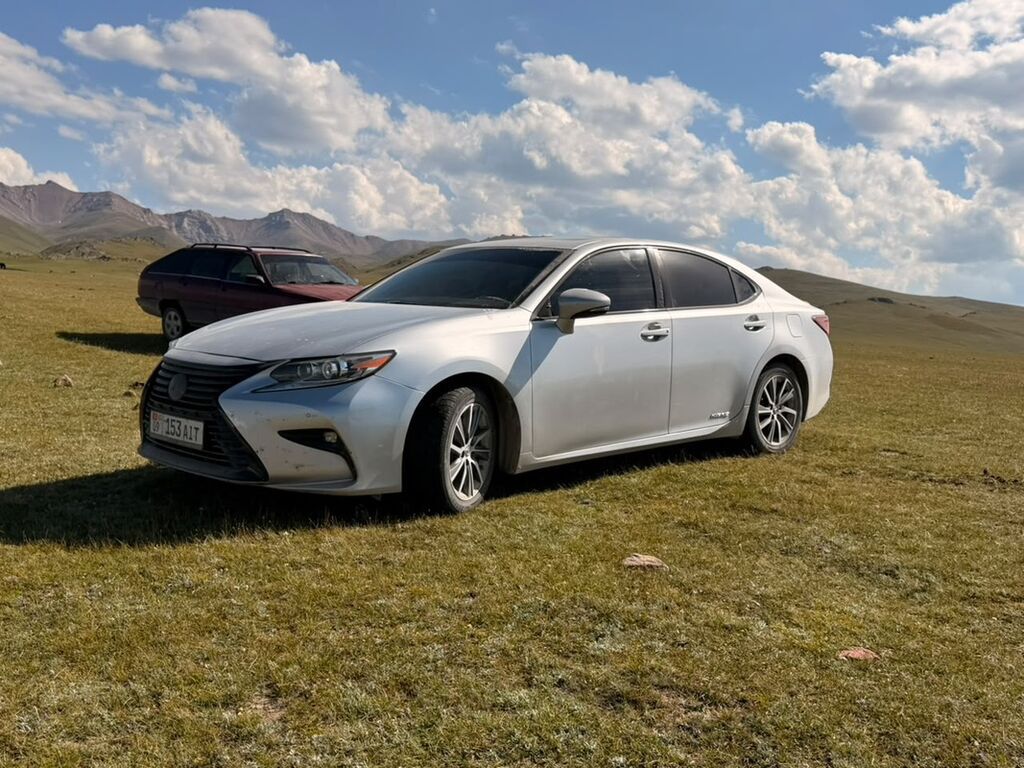 Lexus ES: 2017 г., 2.5 л, Автомат, Гибрид, Седан: фото 3