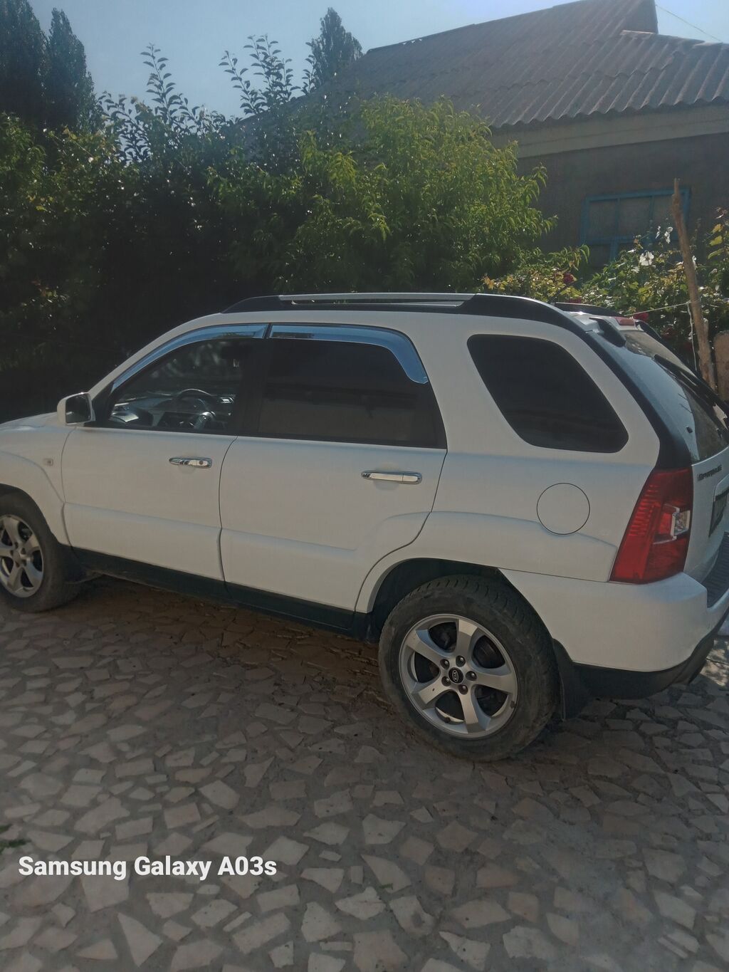 Kia Sportage: 2008 г., Автомат, Кроссовер: фото 3