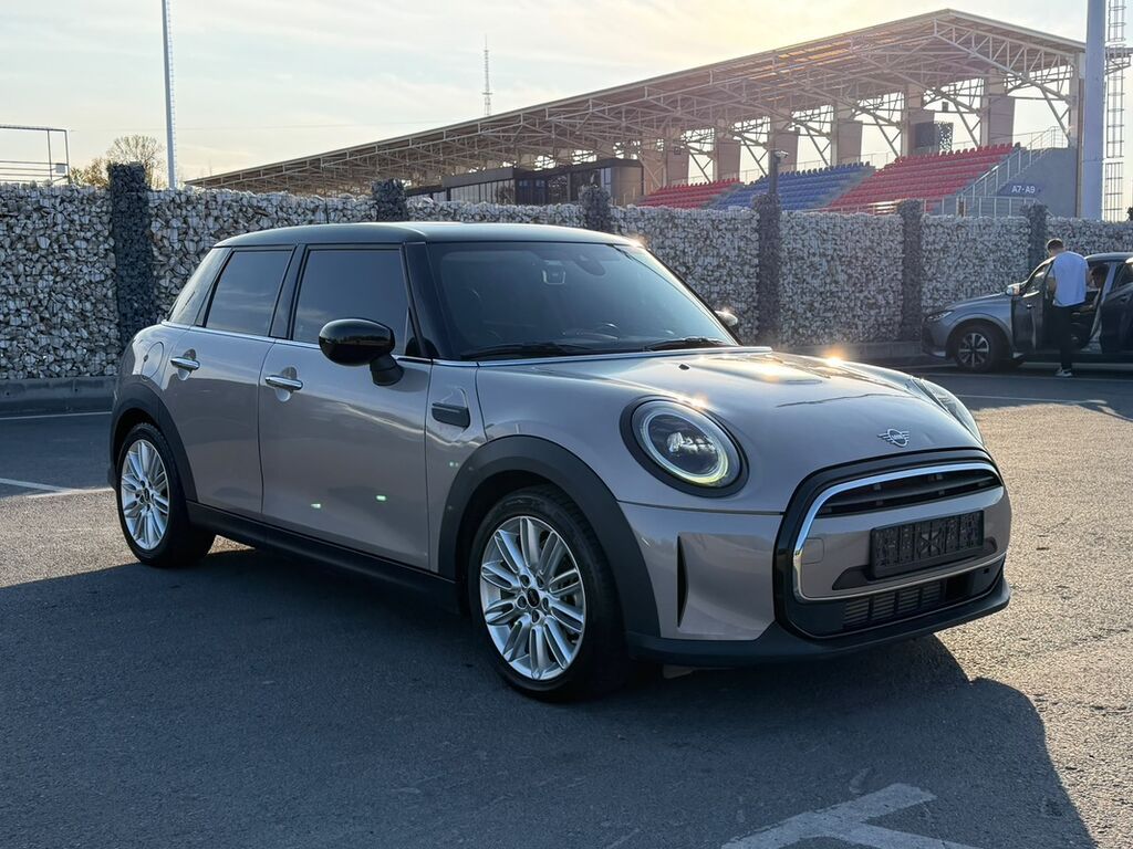 Mini Cooper: 2021 г., 1.5 л, Автомат, Бензин, Хэтчбэк: фото 2