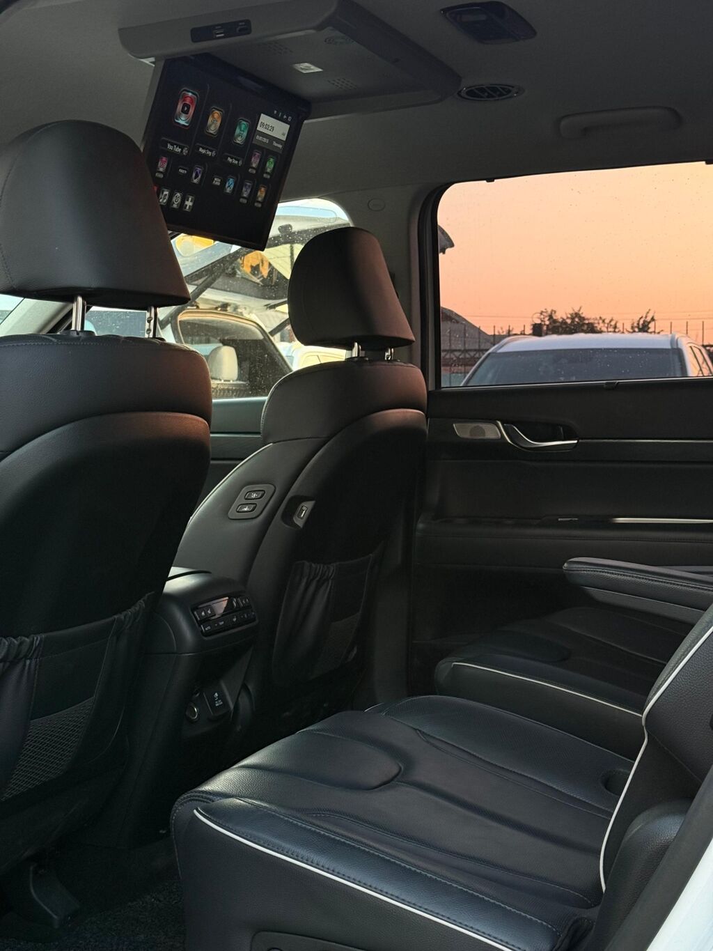 Hyundai Palisade: 2019 г., 2.2 л, Автомат, Дизель, Кроссовер: фото 4