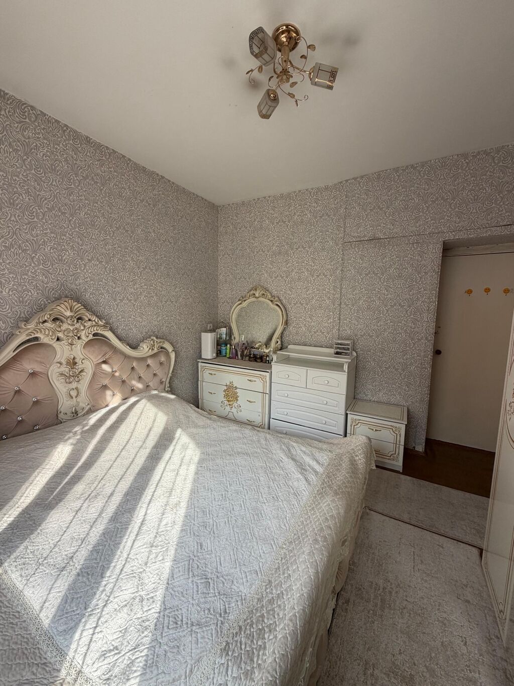 3 комнаты, 78 м², Аламедин-1 мкр 105 серия, 4 этаж, Старый ремонт: фото 4
