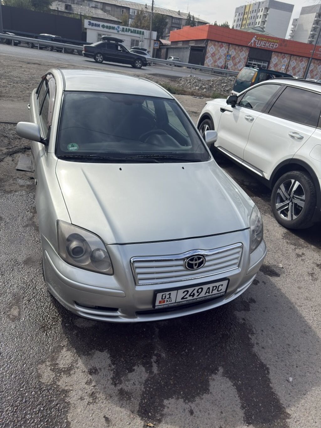 Toyota Avensis: 2004 г., 1.8 л, Автомат, Бензин, Седан: фото 4