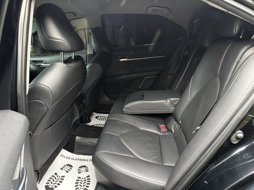Toyota Camry: 2019 г., 2.5 л, Автомат, Бензин, Седан: фото 8