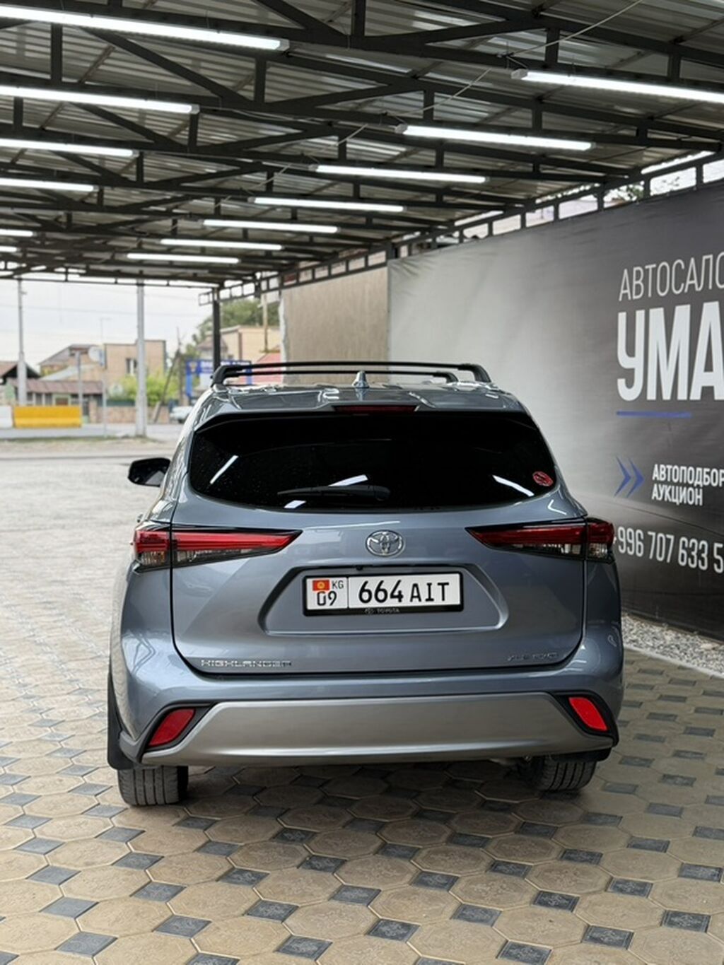 Toyota Highlander: 2020 г., 3.5 л, Автомат, Бензин, Кроссовер: фото 4
