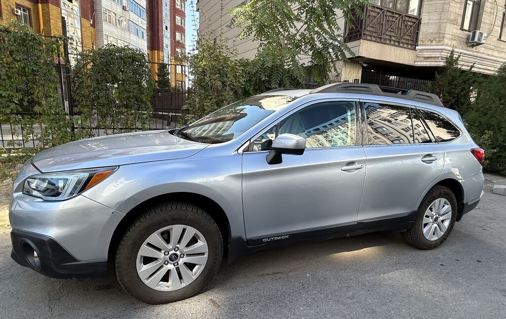 Subaru Outback: 2017 г., 2.5 л, Автомат, Бензин: фото 1