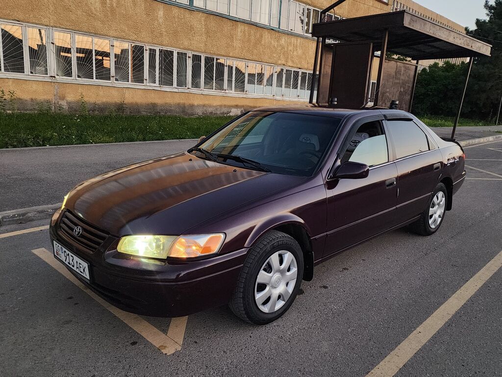 Toyota Camry: 1999 г., 2.2 л, Автомат, Бензин, Седан: фото 4
