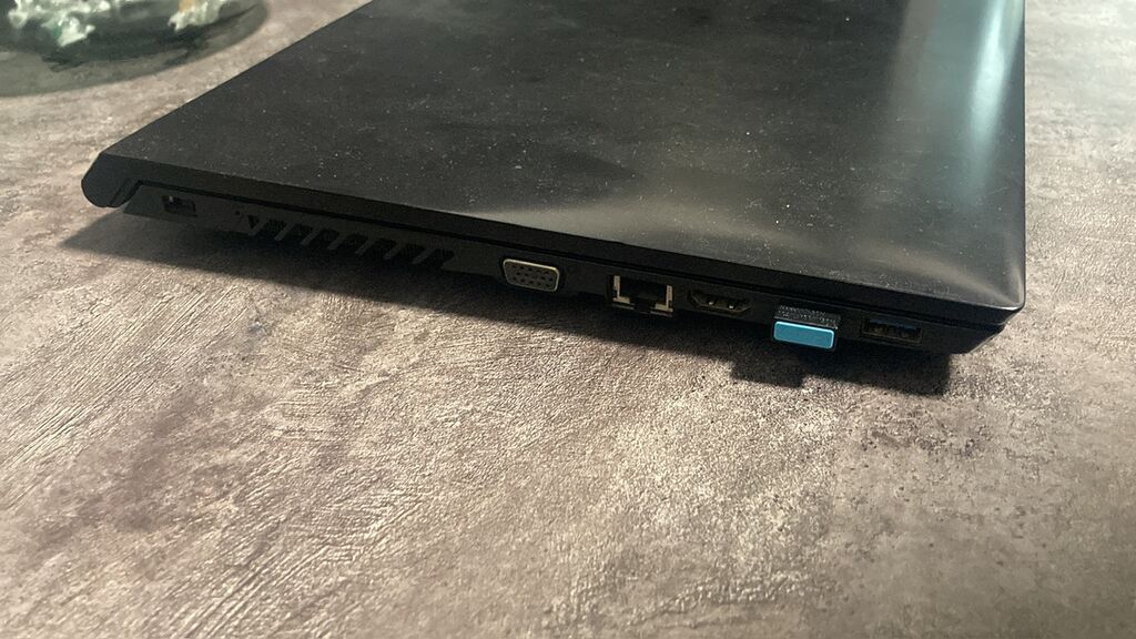 Ноутбук Lenovo B-50-70 ОС линукс минт 200гб HDD 4гб оперативной: фото 4