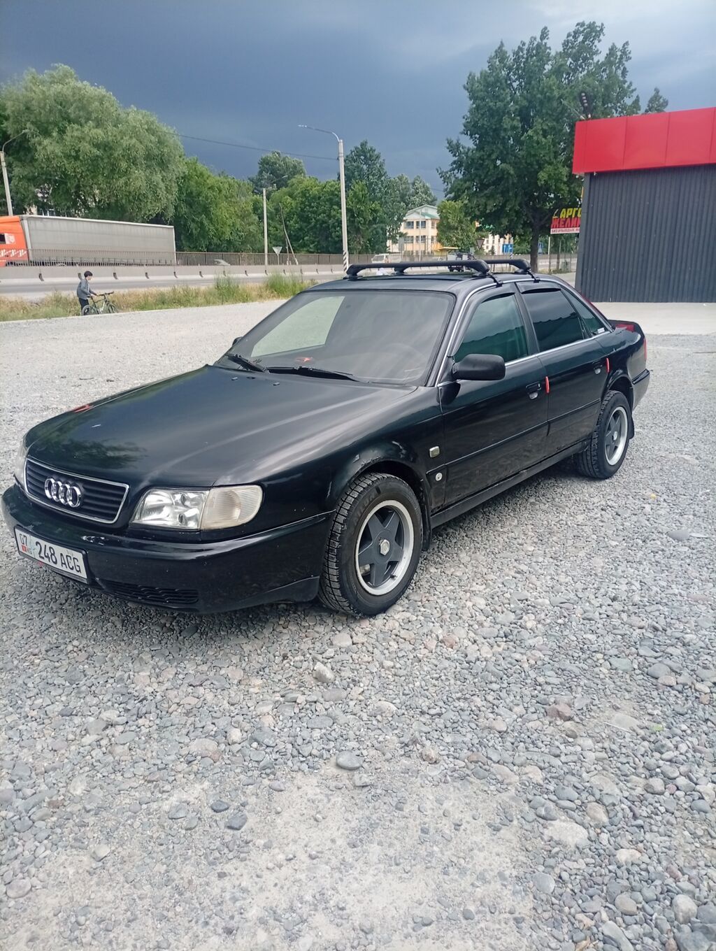Audi 100