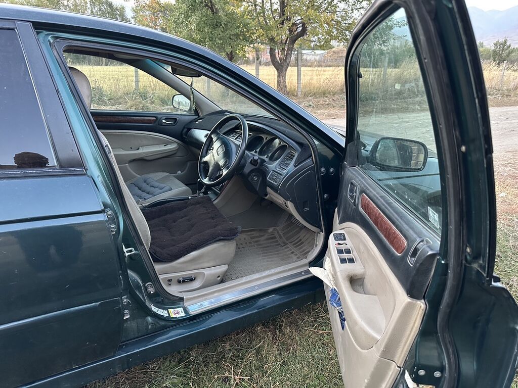 Honda Accord: 2002 г., 2 л, Автомат, Бензин, Седан: фото 7