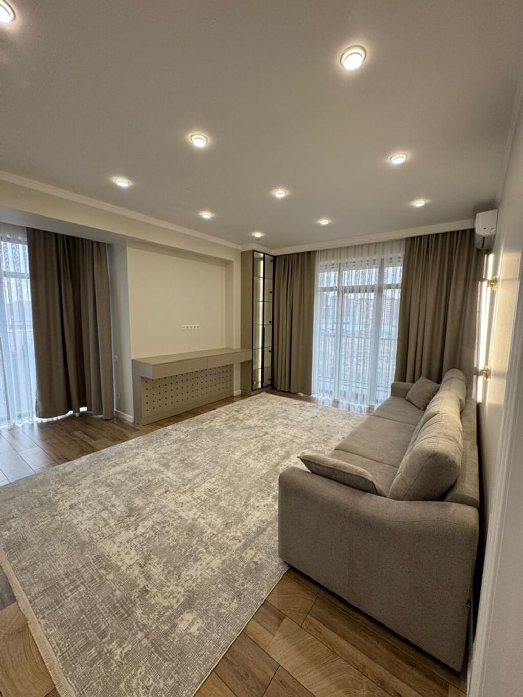 2 комнаты, 80 м², Южная Магистраль 4 этаж, Евроремонт: фото 2
