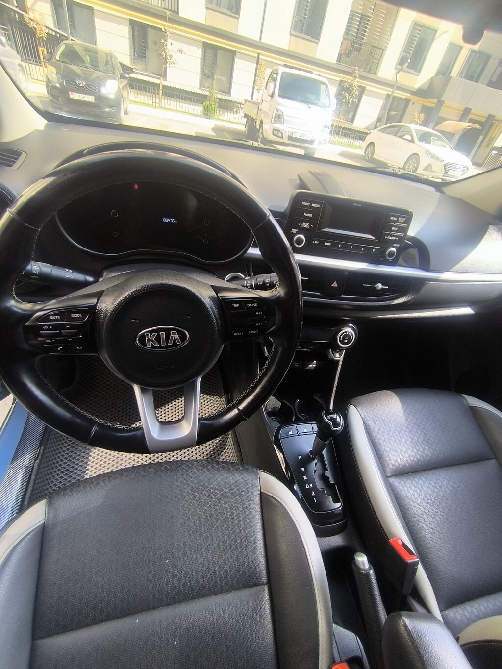 Kia Morning: 2018 г., 1 л, Автомат, Бензин, Хэтчбэк: фото 6