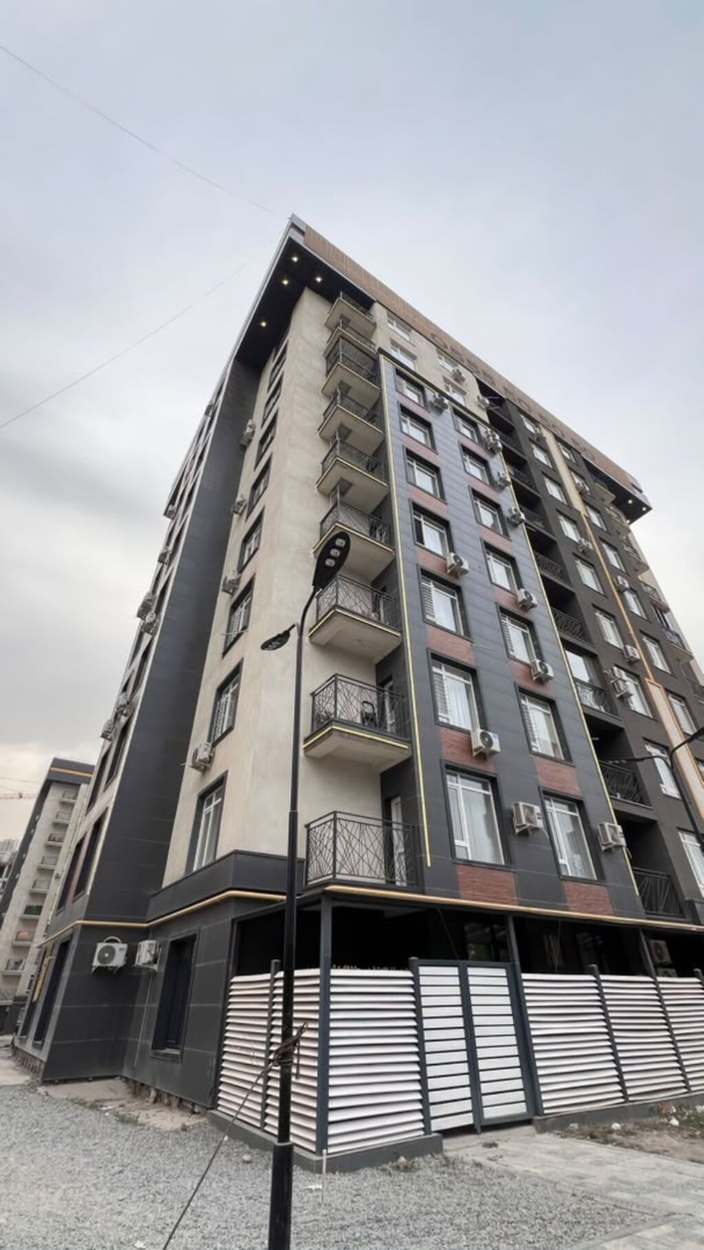 3 комнаты, 96 м², АУЦА Элитка, 6 этаж, Евроремонт: фото 1