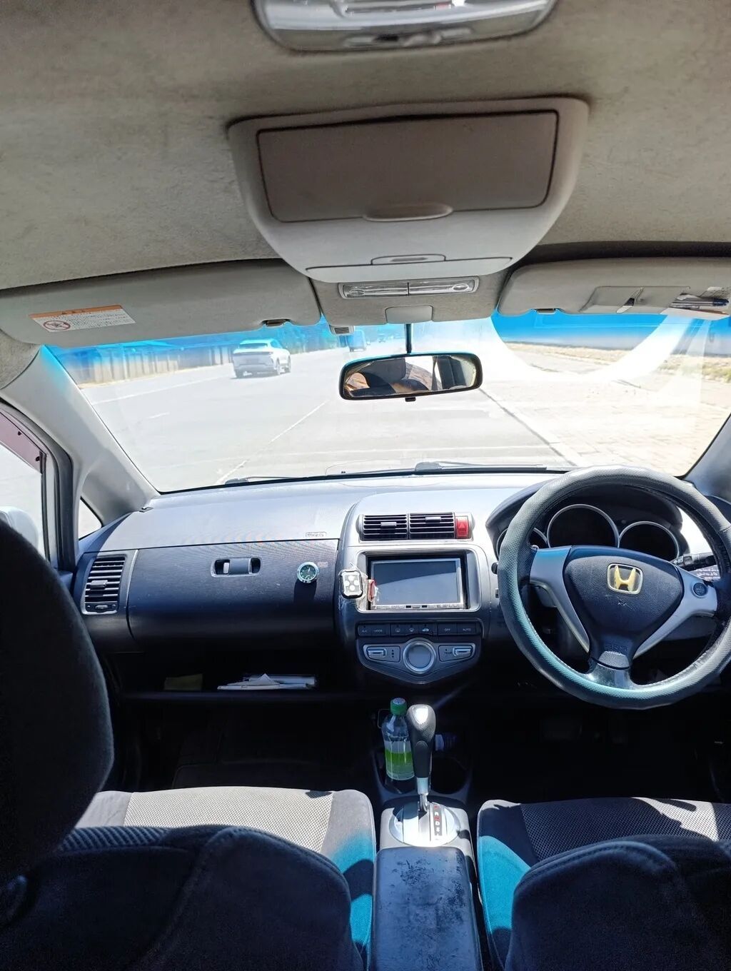 Honda Fit: 2005 г., 1.5 л, Типтроник, Бензин, Хэтчбэк: фото 8