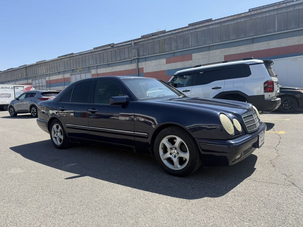 Mercedes-Benz E-Class: 1996 г., 3.2 л, Автомат, Бензин, Седан: фото 3