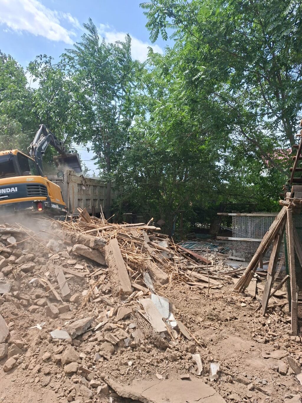 Демонтаж “под ключ” и уборка территорий. Услуги: - Разбор и снос: фото 7