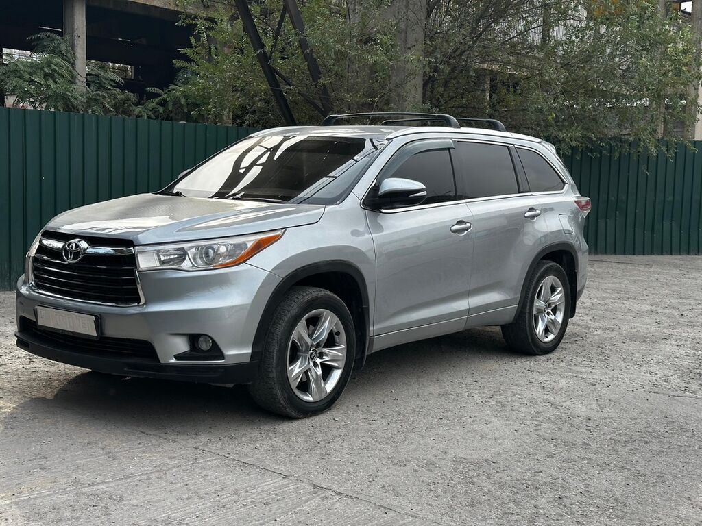 Toyota Highlander: 2015 г., 3.5 л, Автомат, Бензин, Кроссовер: фото 3
