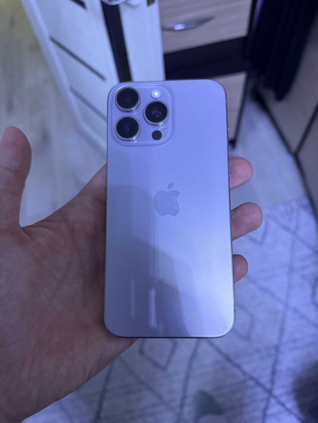 IPhone 15 Pro Max, Б/у, 256 ГБ, Natural Titanium, 80 %: фото 2