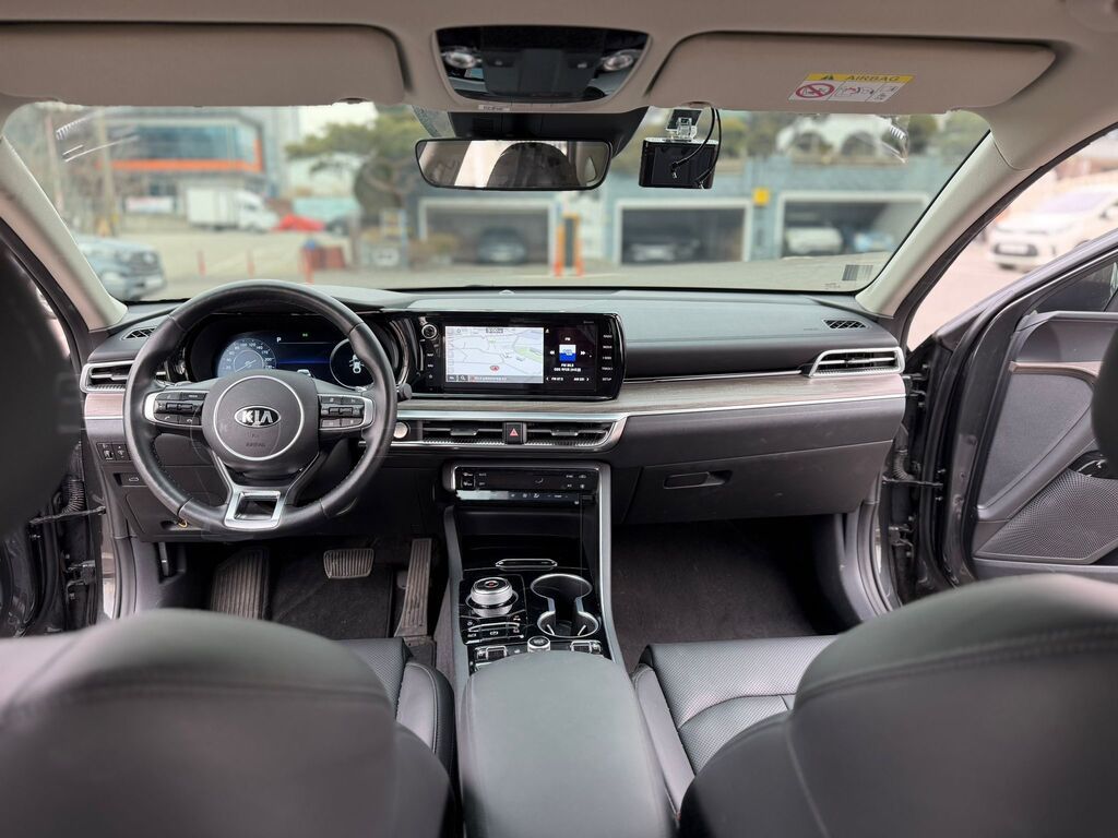 Kia K5: 2021 г., 2 л, Робот, Бензин, Седан: фото 8