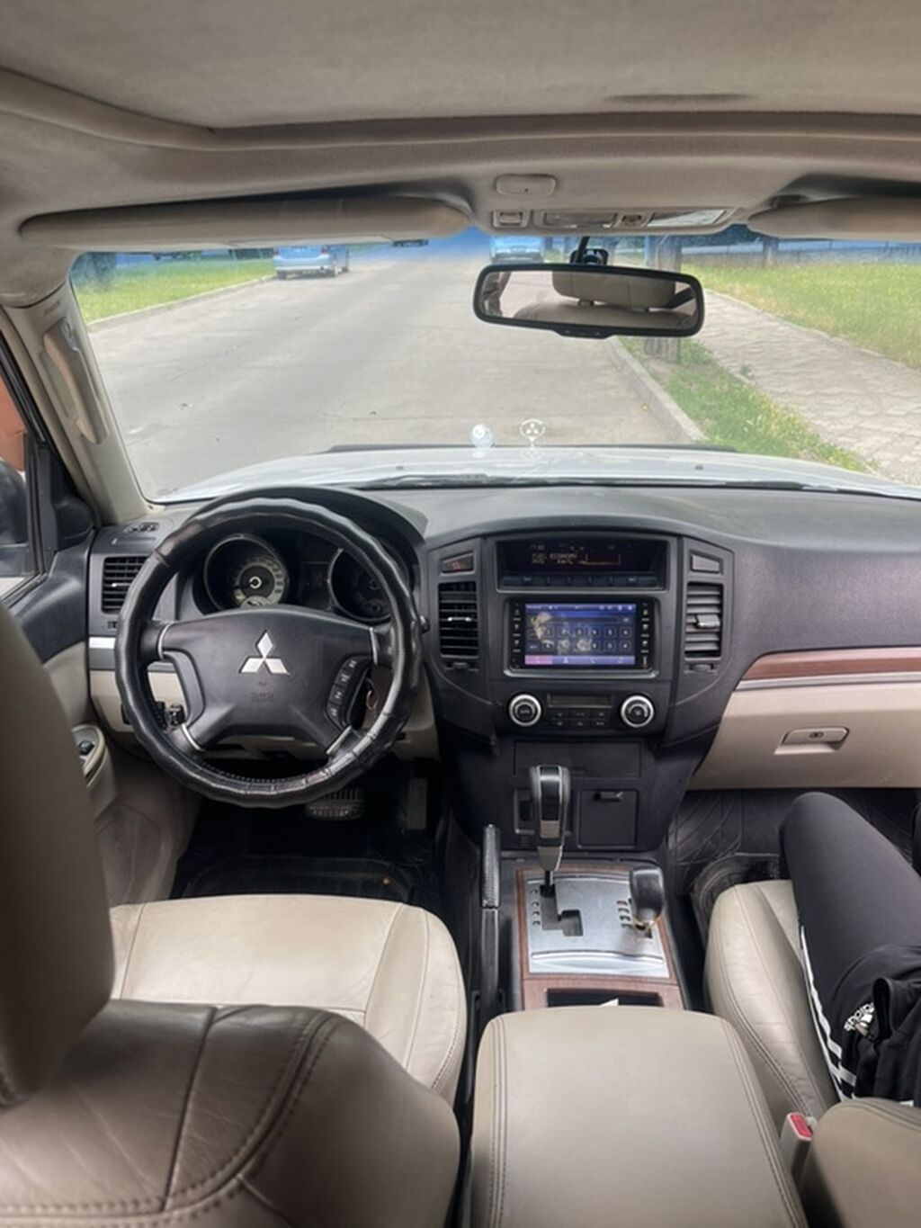 Mitsubishi Pajero: 2008 г., 3 л, Автомат, Газ, Внедорожник: фото 1