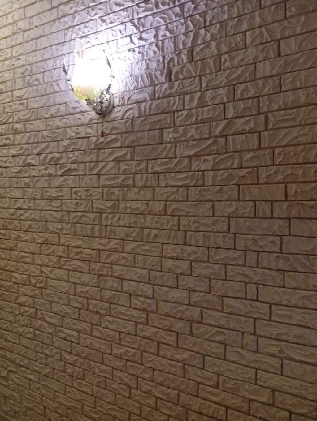 Bine atclıgda kiraye ev ancaq Aileli adamlar narahat ede biler boş boş