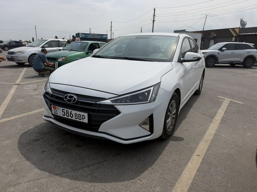 Hyundai Avante: 2019 г., 1.6 л, Автомат, Бензин, Седан: фото 1