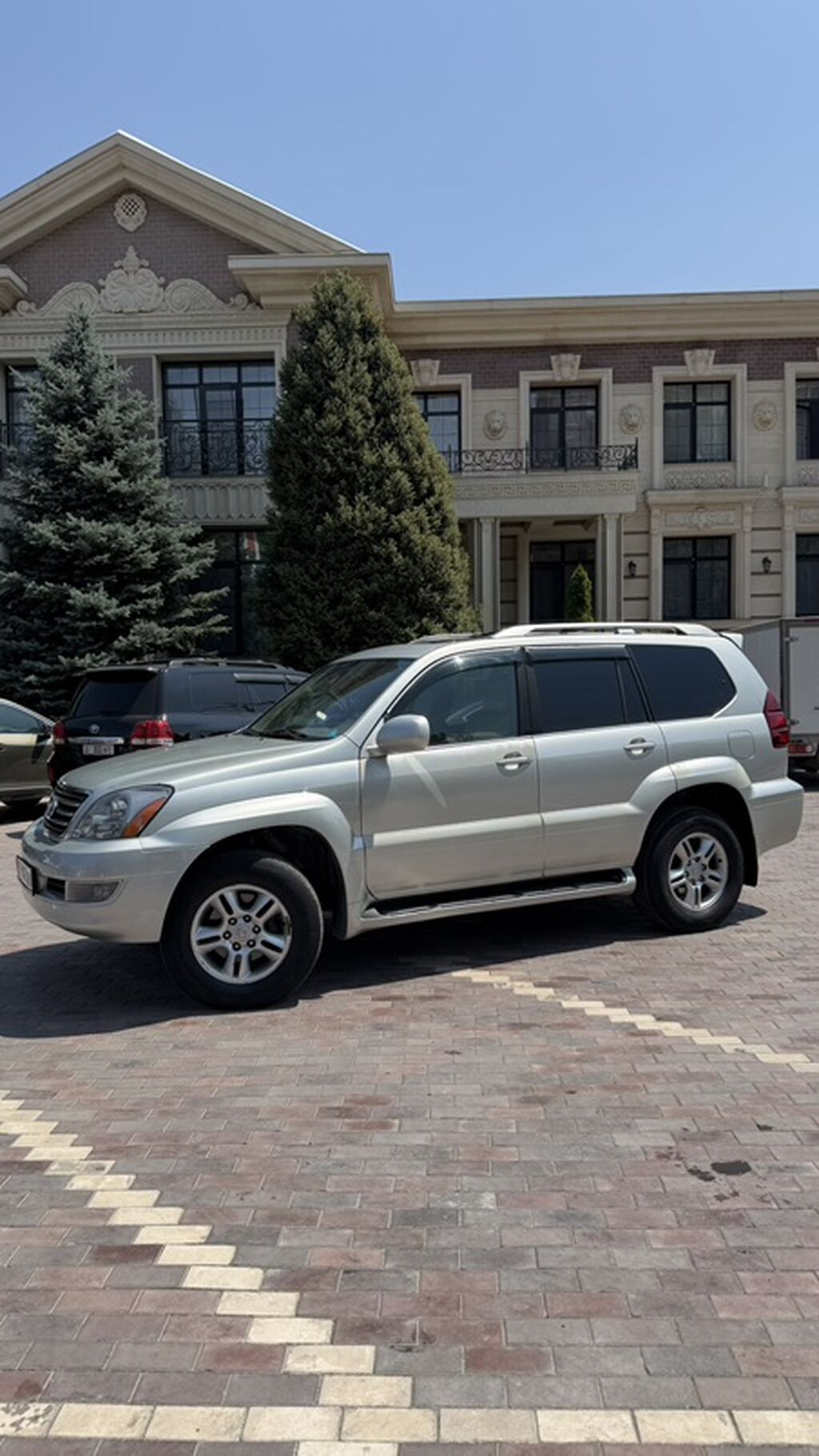 Lexus GX: 2004 г., 4.7 л, Автомат, Бензин, Внедорожник: фото 2