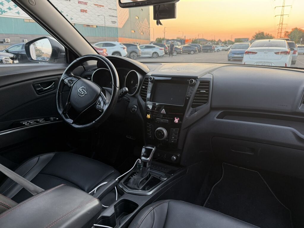 Ssangyong Tivoli: 2019 г., 1.6 л, Автомат, Дизель, Кроссовер: фото 6
