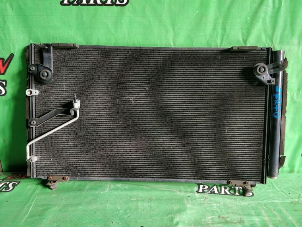 Продаю радиатор кондиционера Хонда фит gd1 | Договорная | Масляные ...