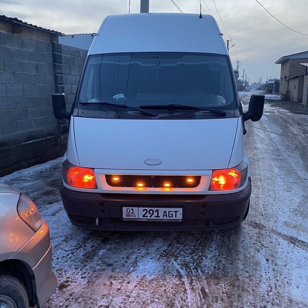 Ford Transit: 2003 г., 2 л, Механика, Дизель, Фургон: фото 6