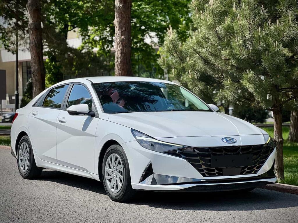 Hyundai Avante: 2020 г., 1.6 л, Автомат, Газ, Седан: фото 2