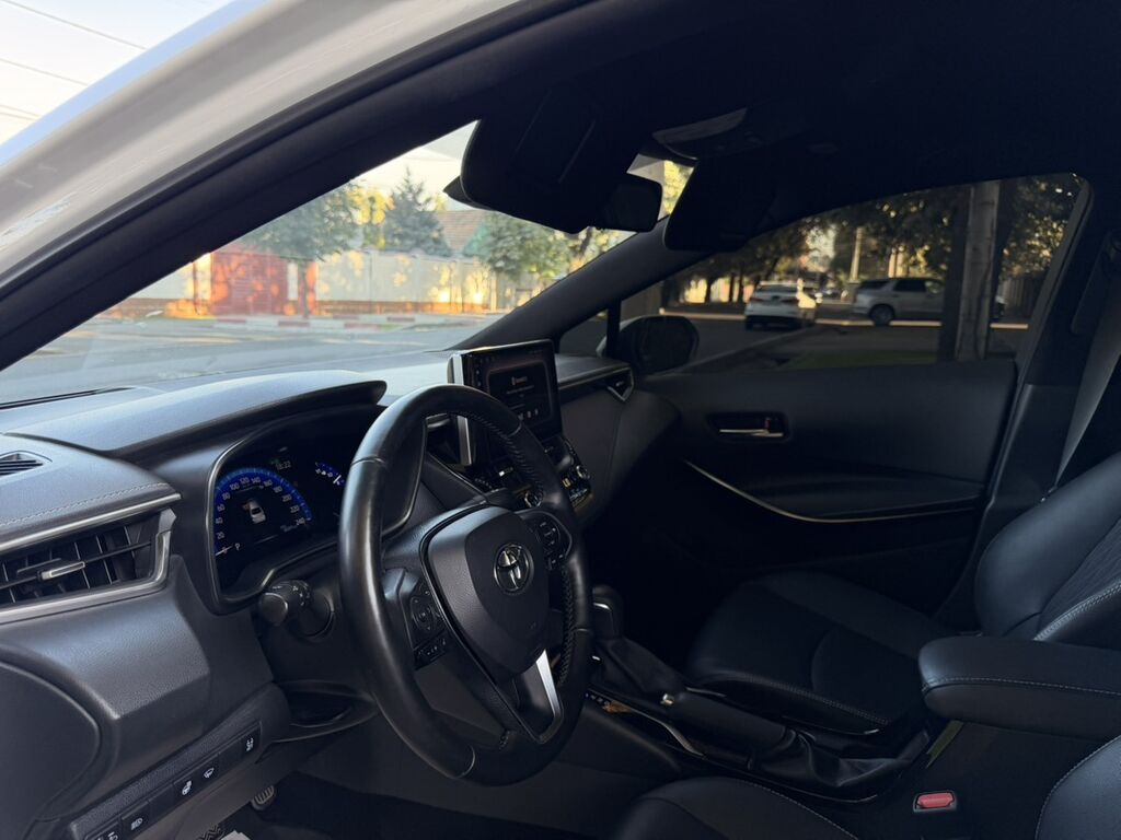 Toyota Corolla: 2020 г., 1.6 л, Вариатор, Бензин, Седан: фото 6