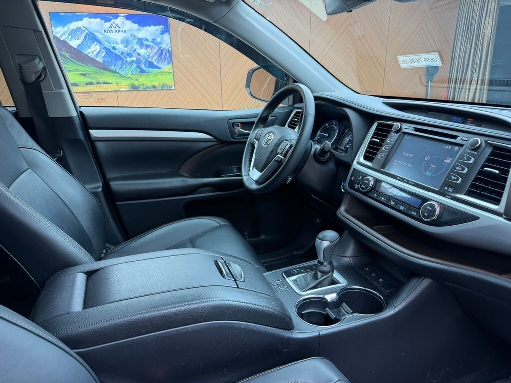 Toyota Highlander: 2019 г., 3.5 л, Автомат, Гибрид, Кроссовер: фото 5