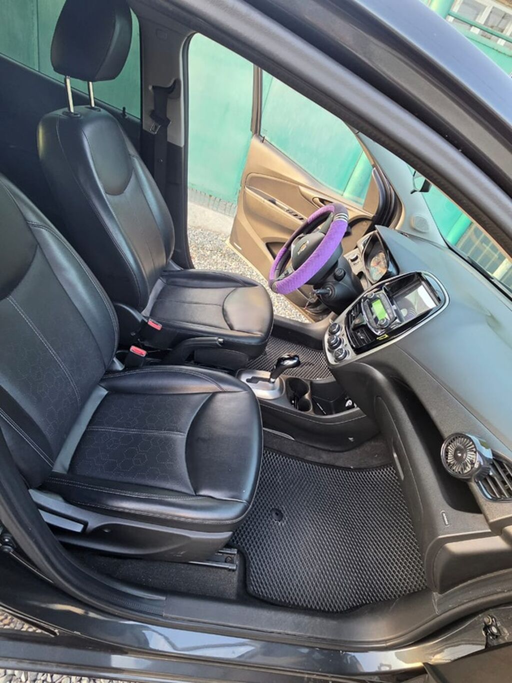 Chevrolet Spark: 2017 г., 1 л, Автомат, Бензин, Хэтчбэк: фото 7