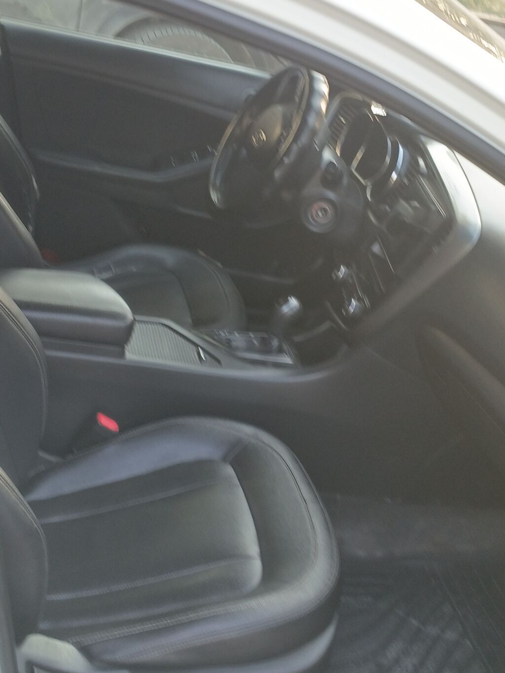 Kia K5: 2011 г., 2 л, Автомат, Газ, Седан: фото 4